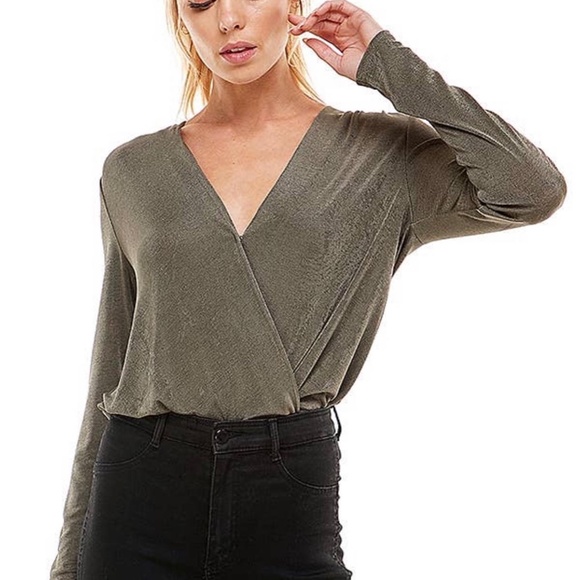 Long sleeve surplice bodysuit - Picture 7 of 8